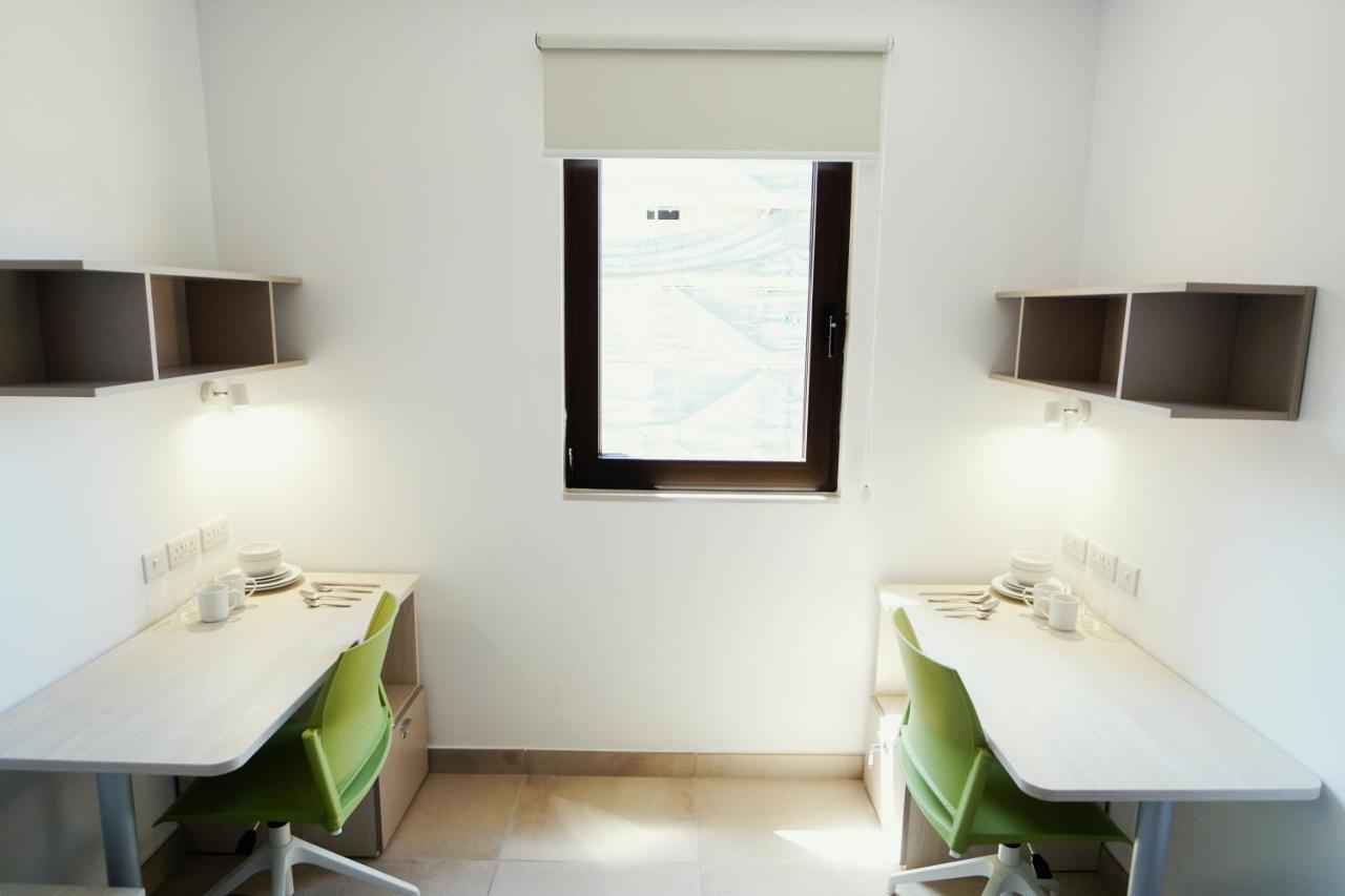 Campus Hub Vandrarhem Msida Exteriör bild