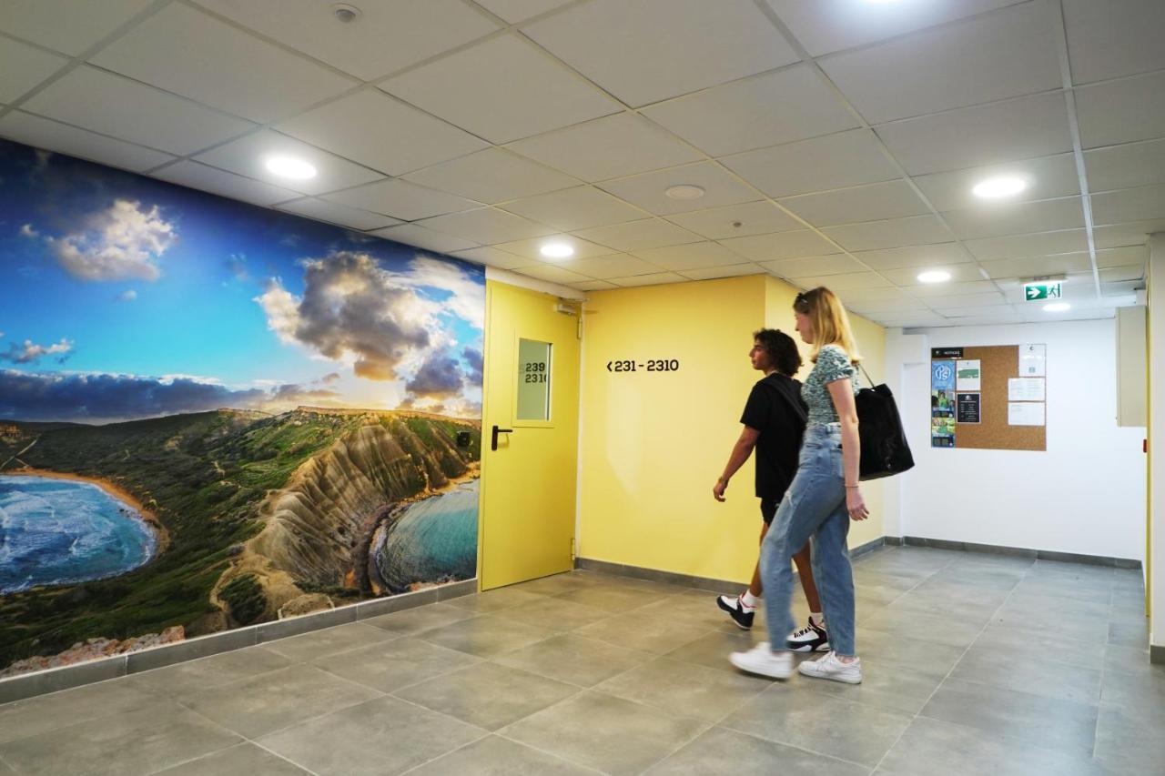 Campus Hub Vandrarhem Msida Exteriör bild